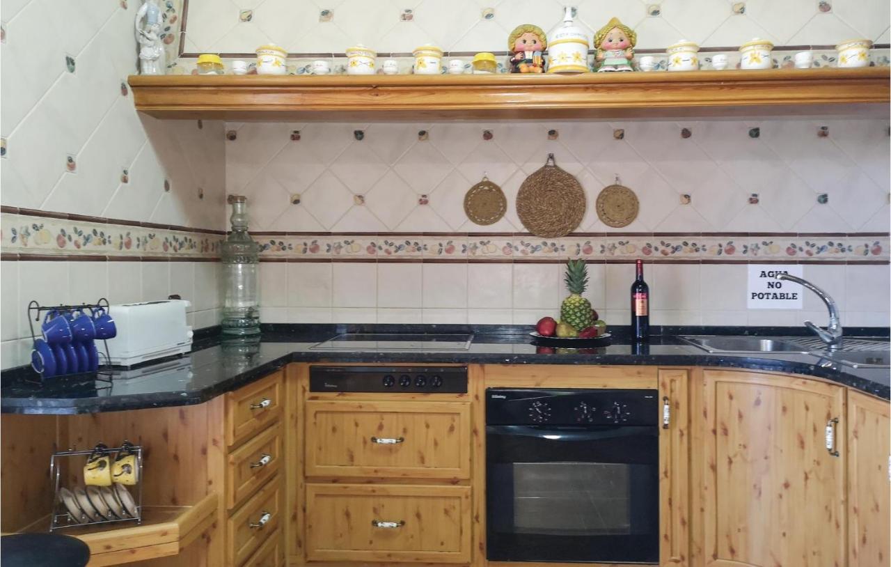 Pet Friendly Home In Olvera With Kitchen Zewnętrze zdjęcie