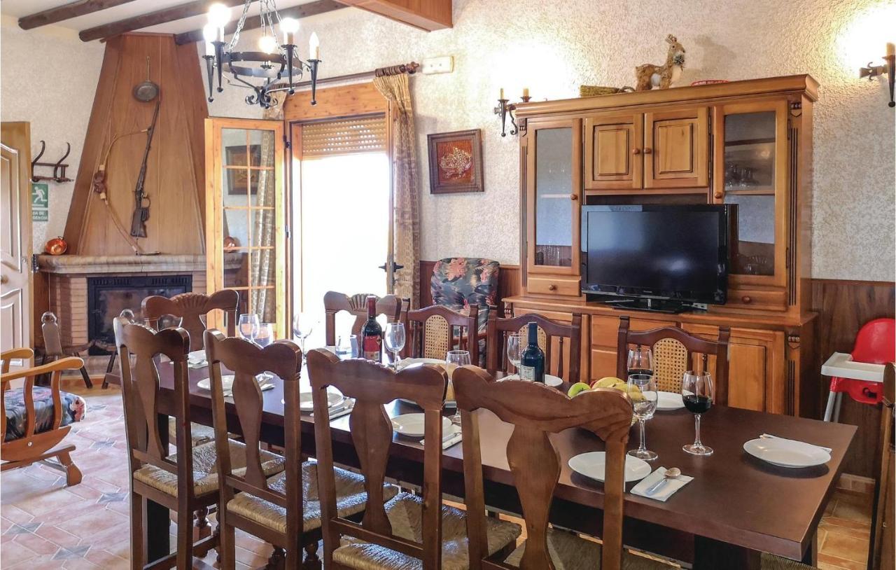 Pet Friendly Home In Olvera With Kitchen Zewnętrze zdjęcie